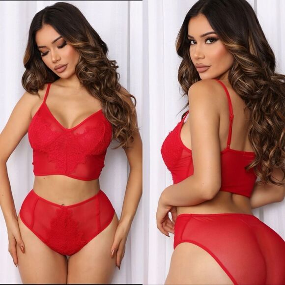 NWT Fashion Nova Love Letters Sheer 2 Piece Set - Red - Picture 1 of 5